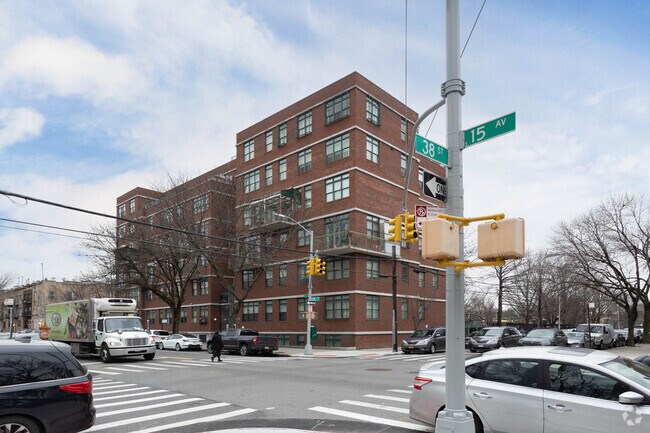 Building Photo - Eretz One Luxury Condominiums