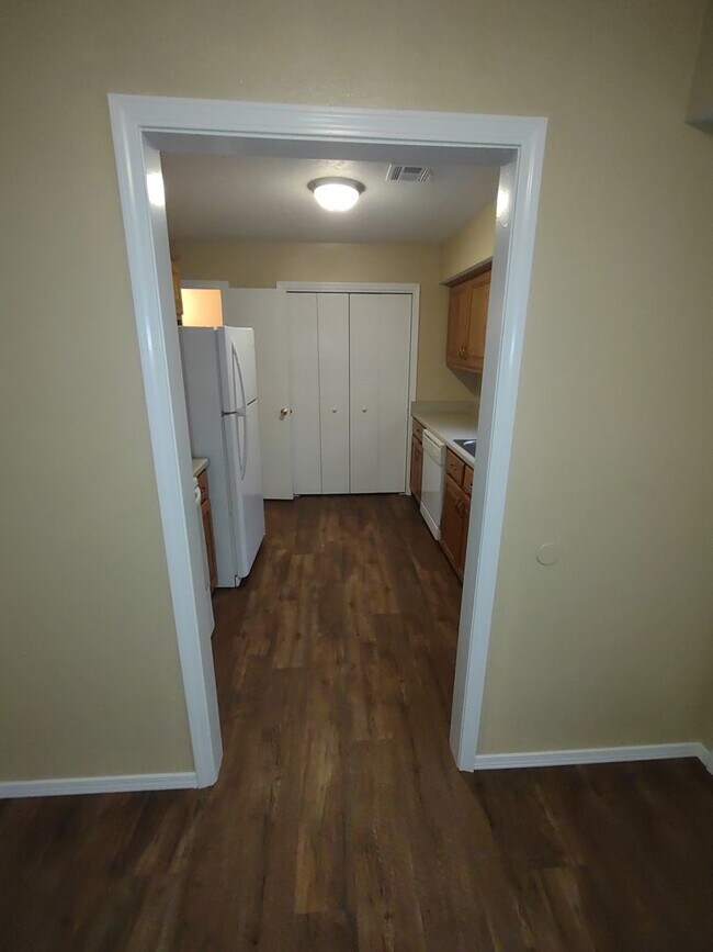 Foto del edificio - Townhome with a Great Location (Magnolia)