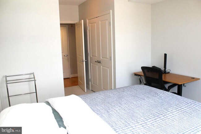 Foto del edificio - 1020 N Highland St
