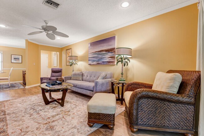 Building Photo - ** PARK SHORE ** 2 BED / 2 BATH - CONDO - 55+ COMMUNITY - SEASONAL OR SHORT TERM RENTAL