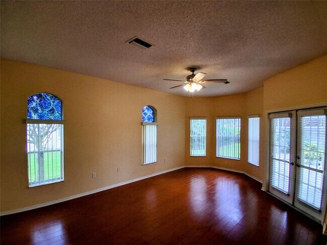 Building Photo - 3392 St Ives Blvd