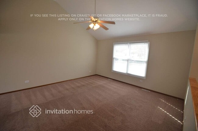 Building Photo - 833 N Elmwood Dr