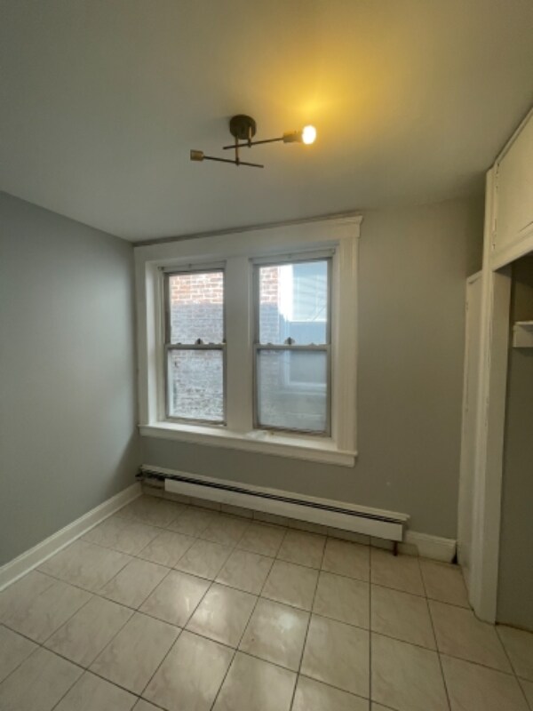 Building Photo - 514 E Jersey St