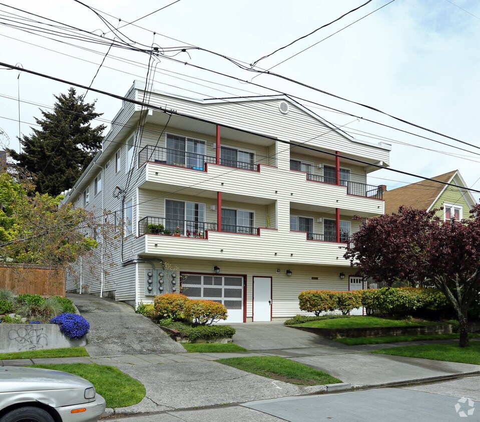 Primary Photo - The Vikingstad Apartments