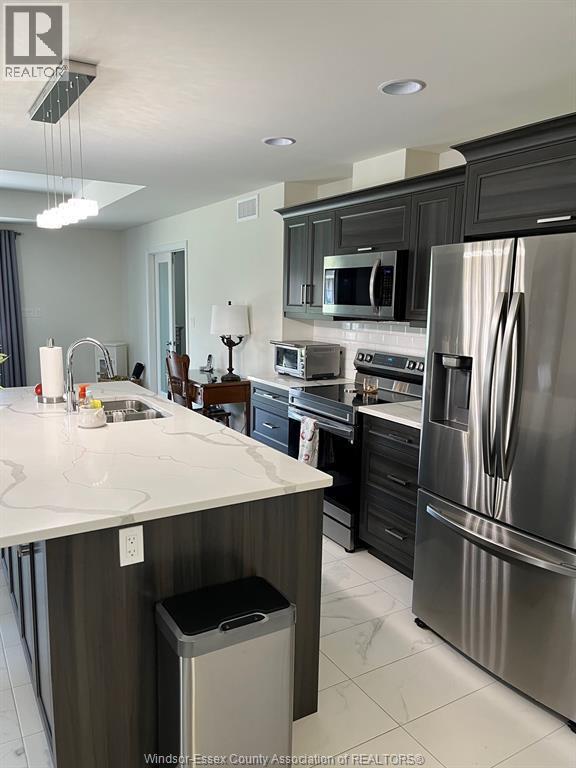 Photo du bâtiment - 1127 Peabody Ave