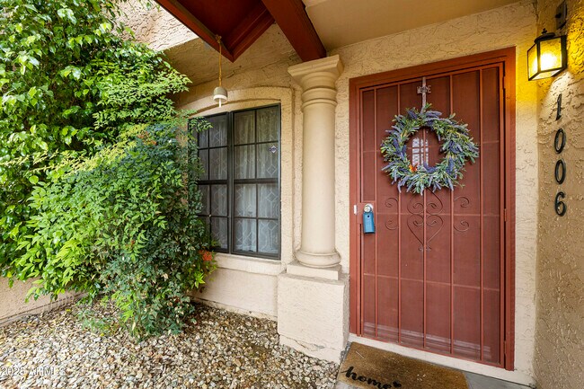 Foto del edificio - 4901 E Kelton Ln
