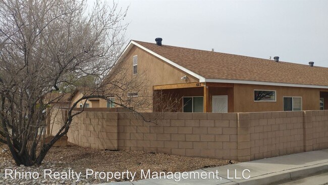 Foto del edificio - 623 Madison St NE