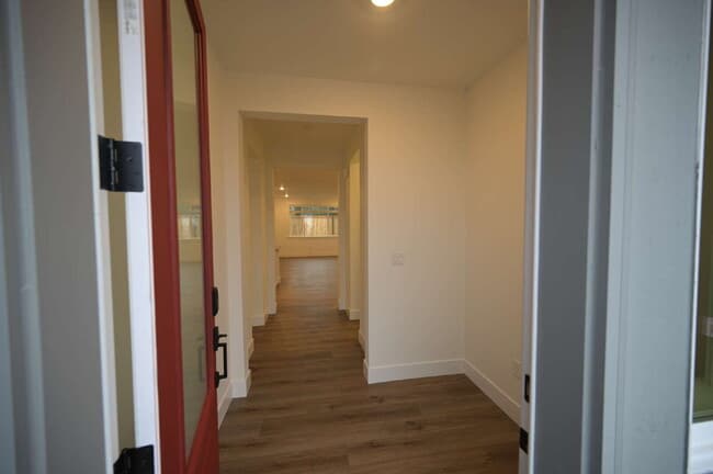 Building Photo - Beautiful New Home in Rolling Hills – Built in 2025