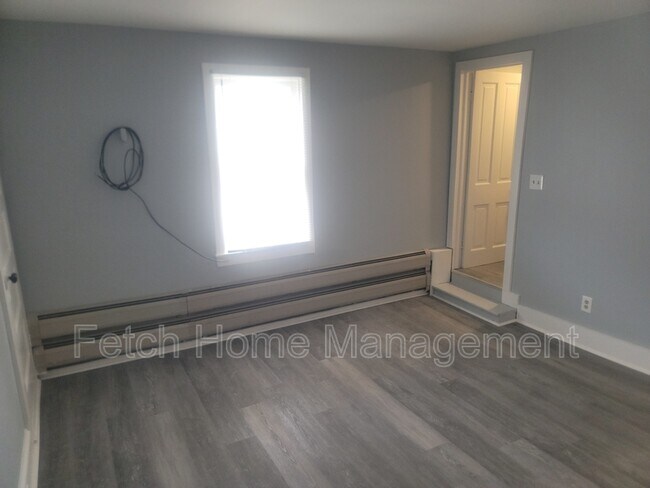 Foto del edificio - 3 N Main St