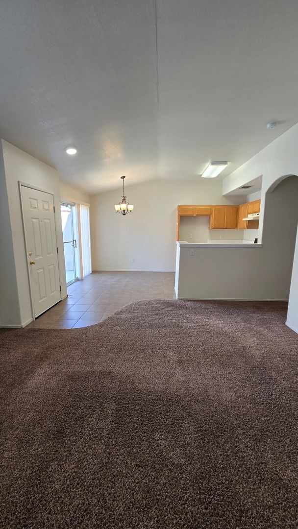 Building Photo - 8105 Pebble Cove Ct