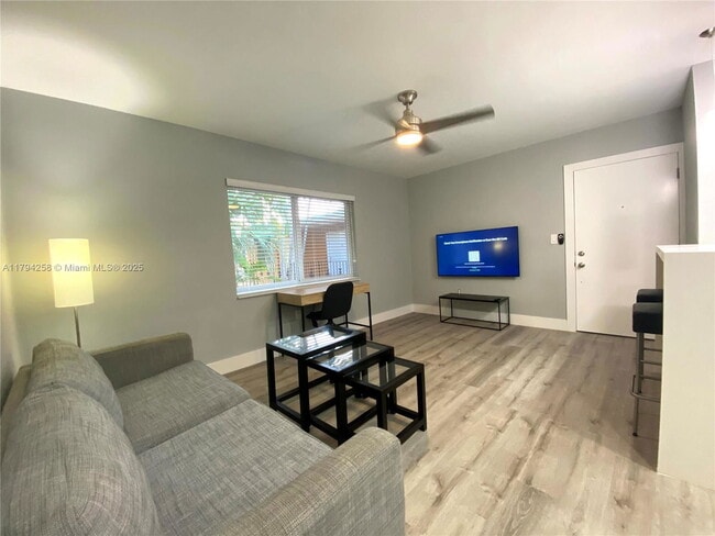 Building Photo - 7901 SW 64th Ave