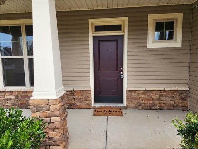 Building Photo - 471 Century Dr