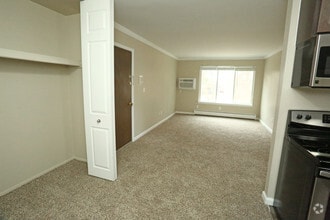 Interior Photo - Shoreview Apartments