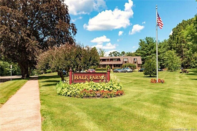 Hale Farms Condominium Community - 24 Stony Brook Dr