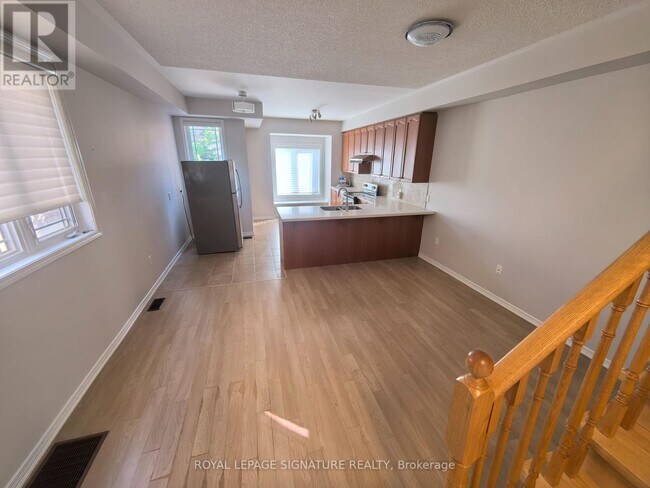 Building Photo - 6625-6625 Falconer Dr