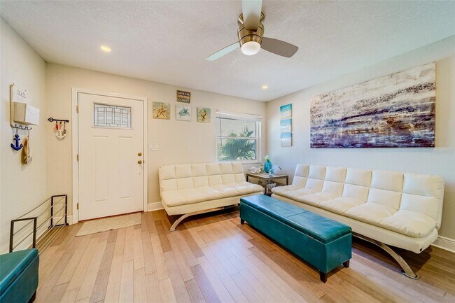 Foto del edificio - 11472 Park Blvd
