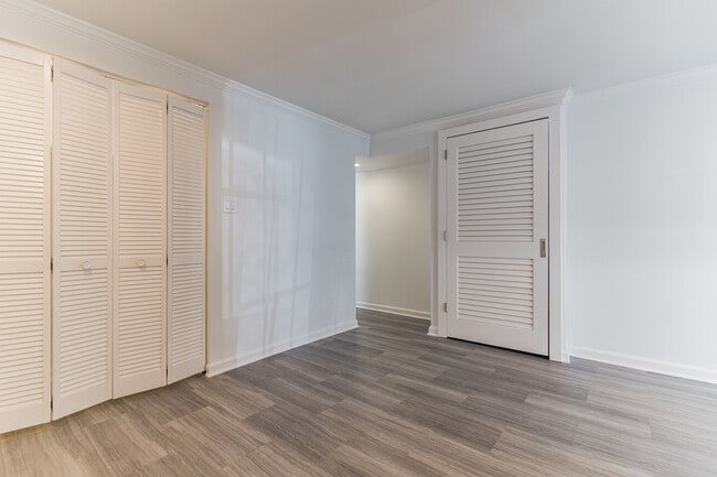 Photo - 1616 Corcoran St NW Apartment