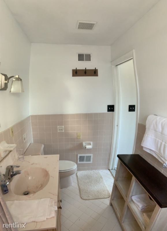 Foto del edificio - 1 br, 1 bath Apartment - 6904 Vantage Dr