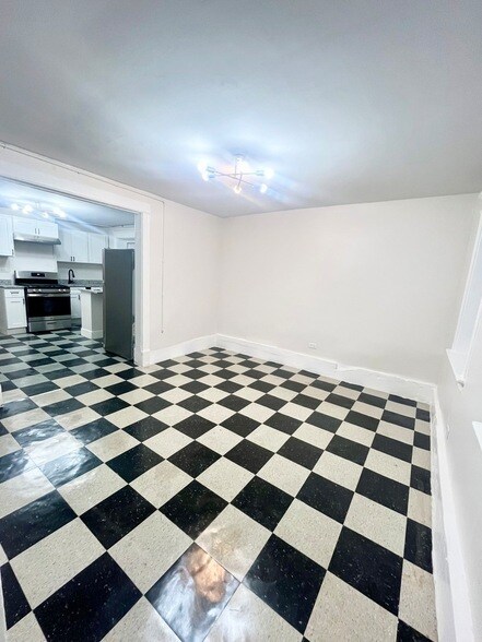 Foto del edificio - 2512 S Trumbull Ave