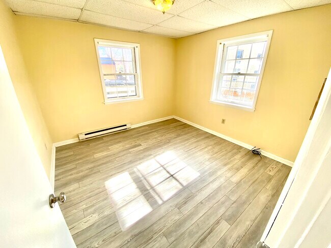 Building Photo - 100 Carter Dr