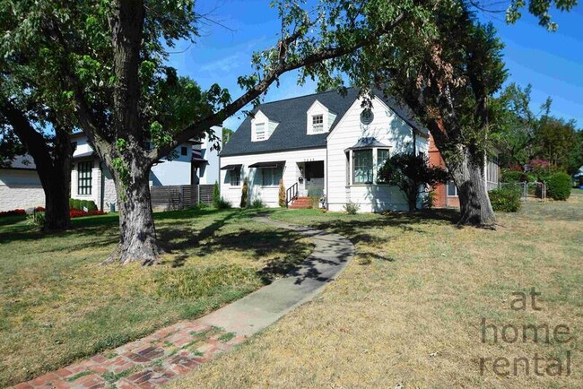 Building Photo - 2545 S Birmingham Pl