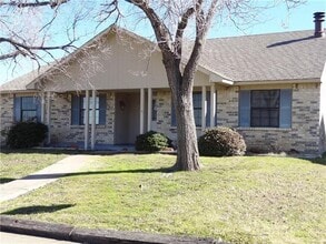 Building Photo - 7712 Underwood Dr