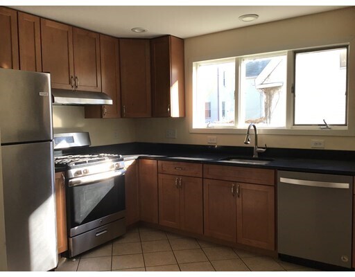 Foto del edificio - 198 School St