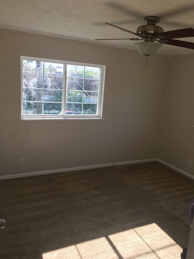 Bedroom 1 - 312 Jagoe St
