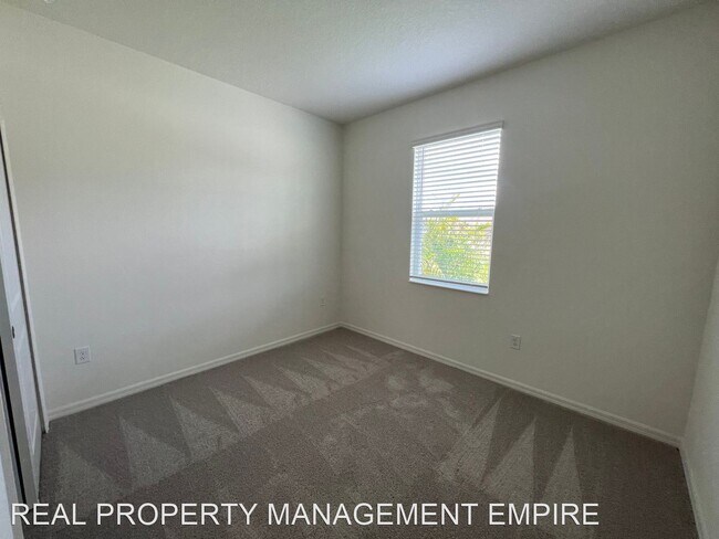 Foto del edificio - 5 br, 3 bath House - 1652 Pontiff Place