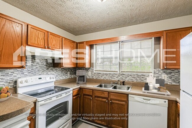 Building Photo - 9354 Linkside Trc