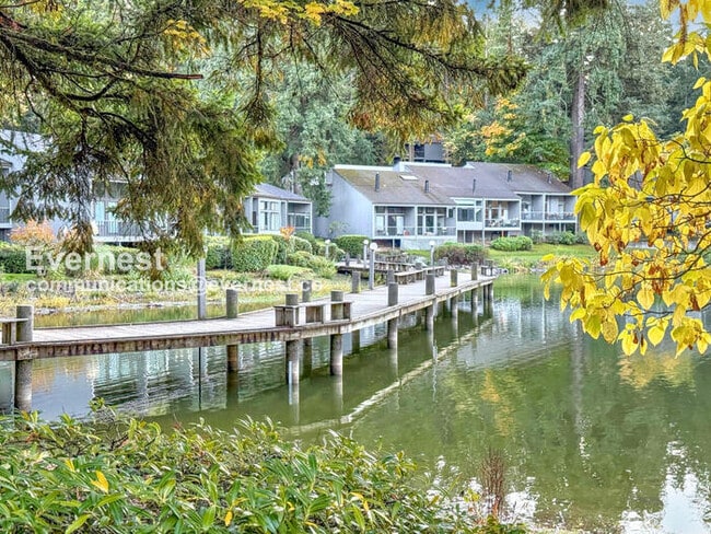 Building Photo - 6260 139th Ave NE