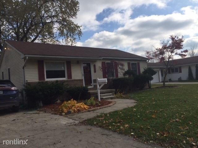 Building Photo - 3 br, 2.5 bath House - 5720 Deering St 572...