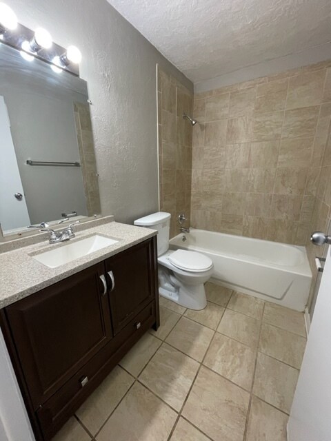Foto del edificio - 2731 S Blair Stone Rd