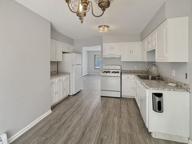Foto del edificio - 885 Hardwick Dr SE
