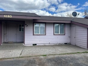 Building Photo - 4185 Bristol Ct