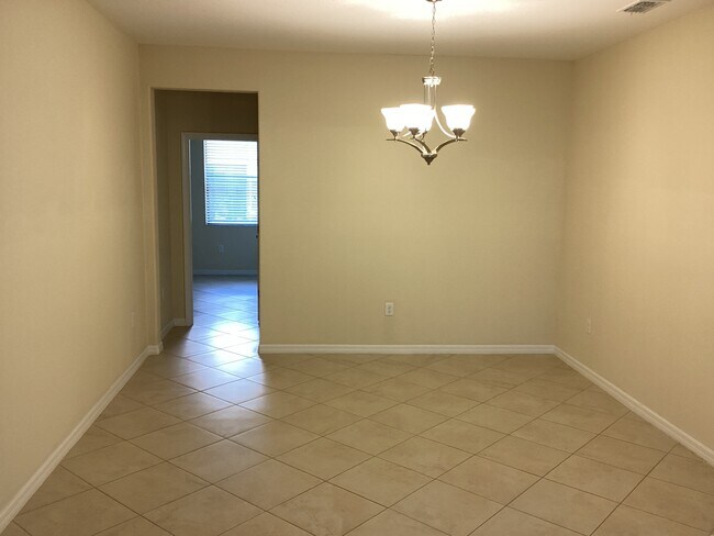 Foto del edificio - 13418 White Sapphire Rd
