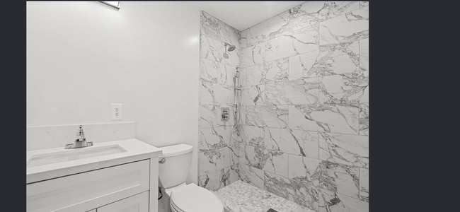 Baño - 11060 Oneida Ave