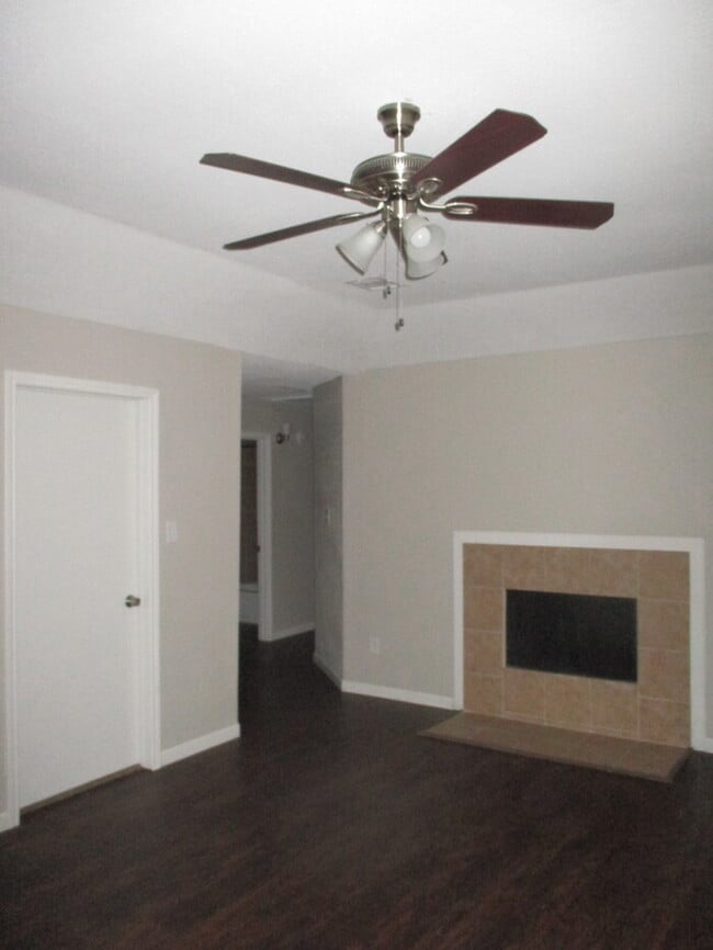 Photo - 13102 Crystal Cove Dr House