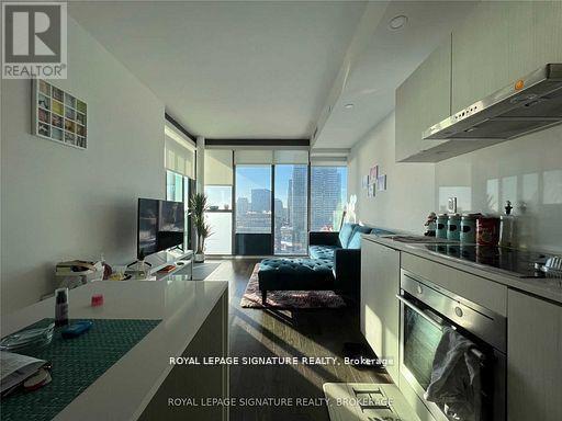 Building Photo - 16 Bonnycastle St