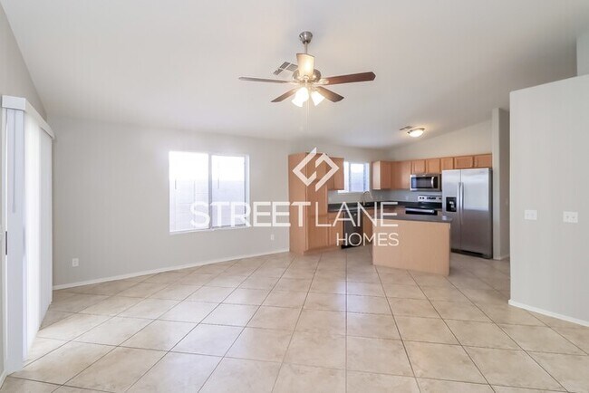 Building Photo - REDUCED!
