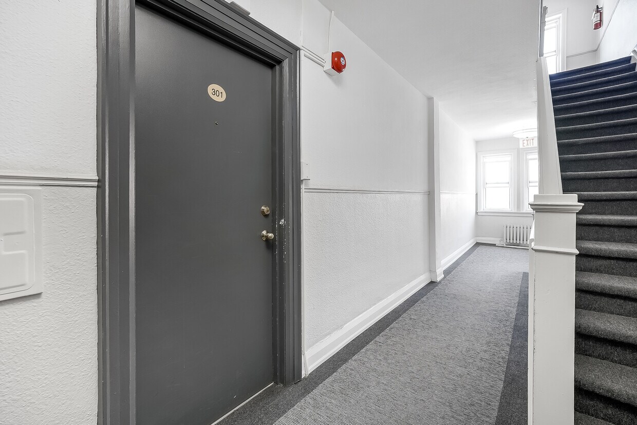 Photo du bâtiment - 464 & 448 Spadina Rd