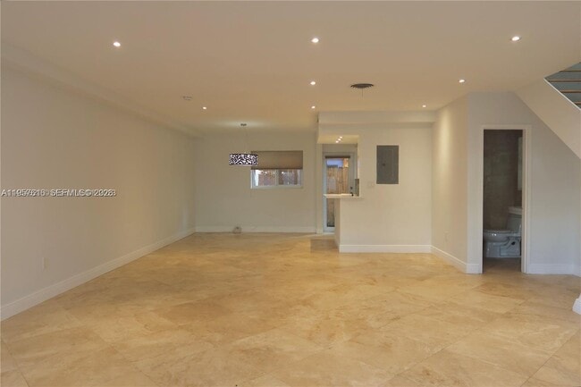 Foto del edificio - 7312 Gary Ave