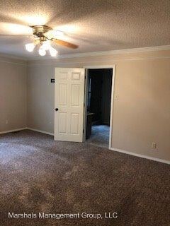 Building Photo - 4 br, 3.5 bath House - 9824 Wellington Way