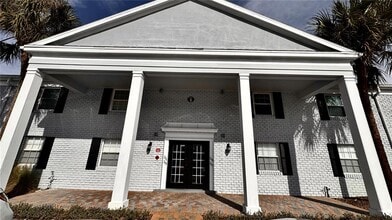 Building Photo - 205 Lewfield Cir