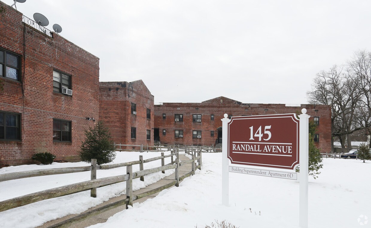 145 Randall Ave, Freeport, NY 11520 Apartments in Freeport, NY