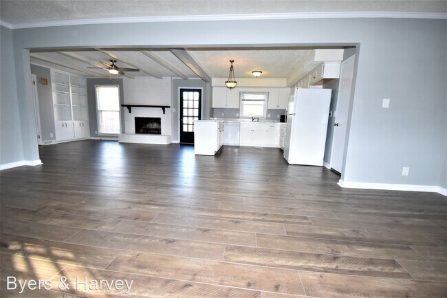 Building Photo - 3 br, 3 bath House - 1235 Southern Parkway