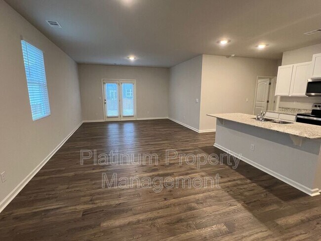 Foto del edificio - 44 Elderberry Cir