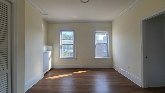 Building Photo - 135 72nd St