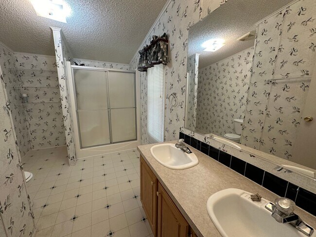 Foto del edificio - Location! Location! Location!