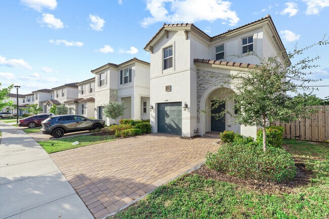 Photo - 2405 NW 131st Cir House